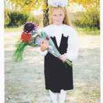 А это я, первоклассница Обуховской школы (1997 год). После школы я окончила педколледж и сейчас тружусь в Шипицинском детском саду. Марина НИКИТИНА