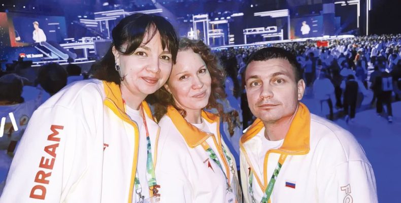 «Депортируйте нас домой»