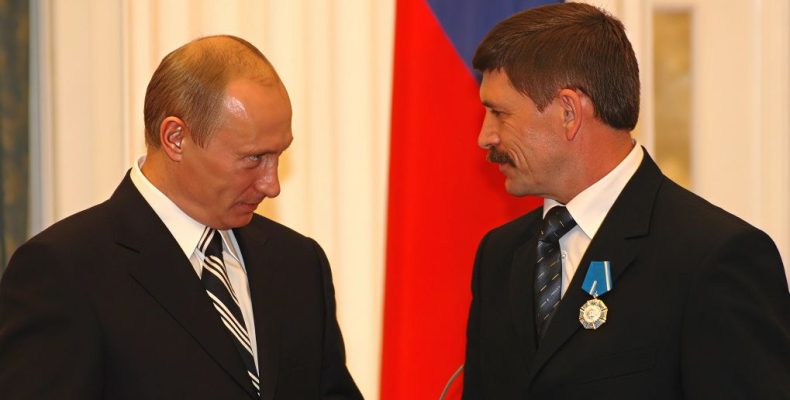 Мушавер Саиб