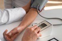 «У него просто голова болит»