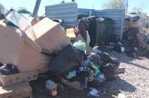 Праздник омрачил мусор