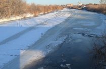 Не трещит, а проваливается