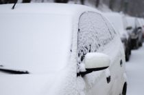 Вывезли 1300 тонн снега