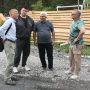 Работа движется погоде вопреки