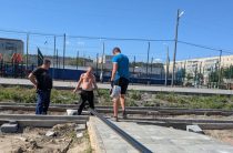 В щебне и асфальте