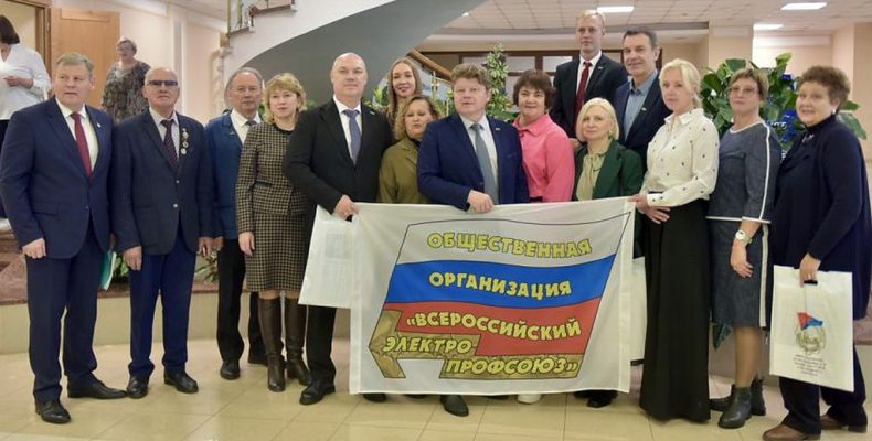 Производственникам намерены повысить зарплаты