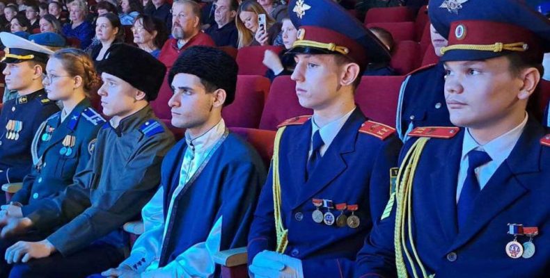 Свердловскому кадетству 30 лет