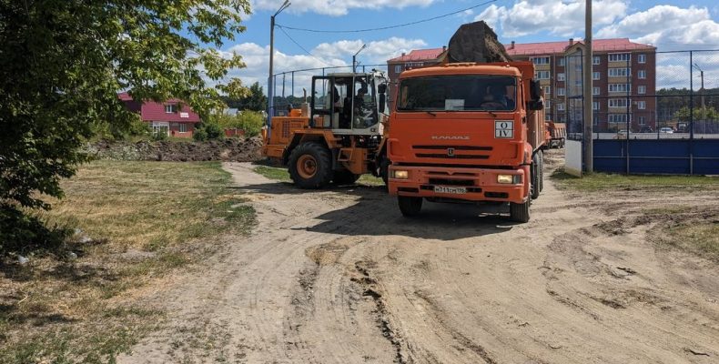 Благоустройство у корта