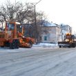 Приступили к ликвидации снежных накатов