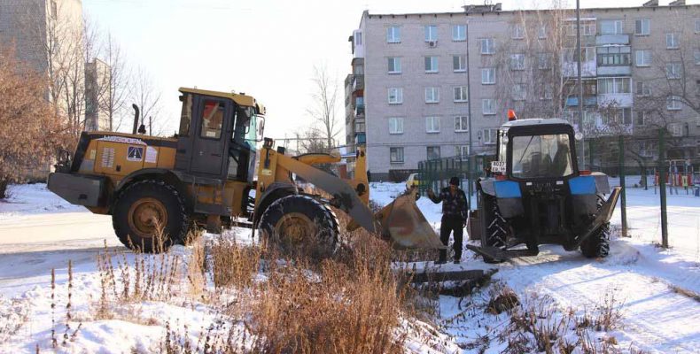 Почему не получается очистить тротуары 